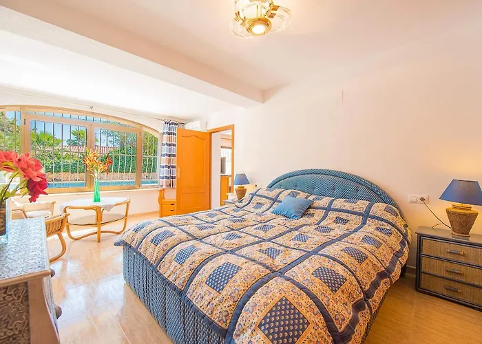 Cronos - Plusholidays Vila Ifach