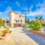 Cronos - Plusholidays * Ifach