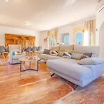 Cronos - Plusholidays * Ifach