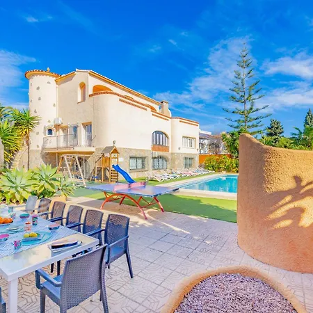 Villa Cronos - Plusholidays *