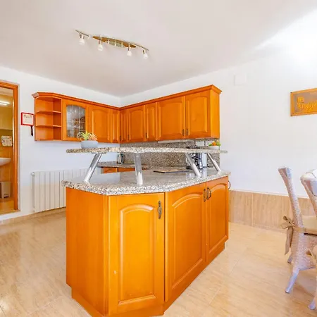 Cronos - Plusholidays Villa *