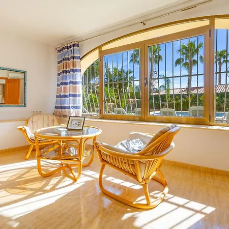 Villa Cronos - Plusholidays *